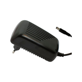 Pretvarač 230VAC/12VDC 1,5A sa 5,5x2,1 DC kon- - -