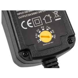 Pretvarač 230V/3-12VDC 1A s 6 univerzalnih utikača