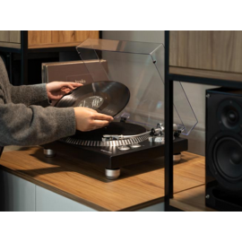Gramofon Kruger&Matz TT-602