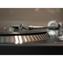 Gramofon Kruger&Matz TT-602
