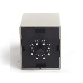 Vremenski relej 230V AC/DC 2xU AH3-3; 14-60min